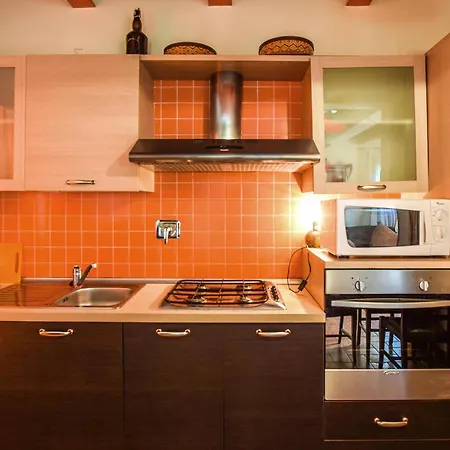 בית נופש In With Kitchen