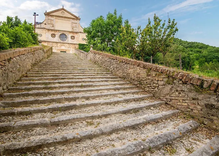 In With Kitchen * Spoleto